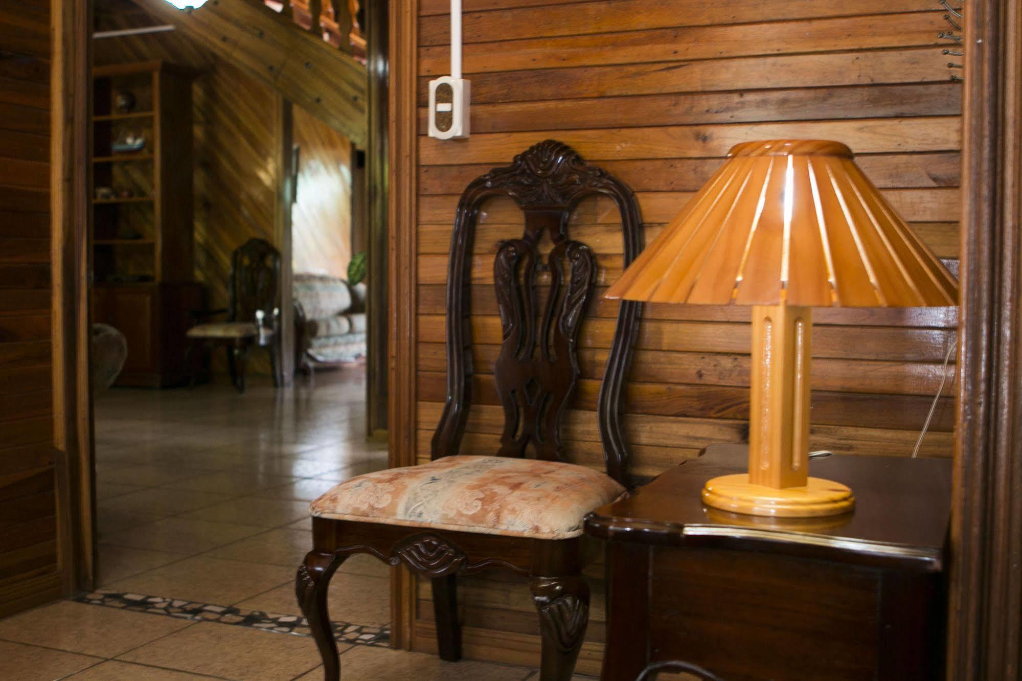 Santa Elena Lodge Cuajiniquil Exterior photo